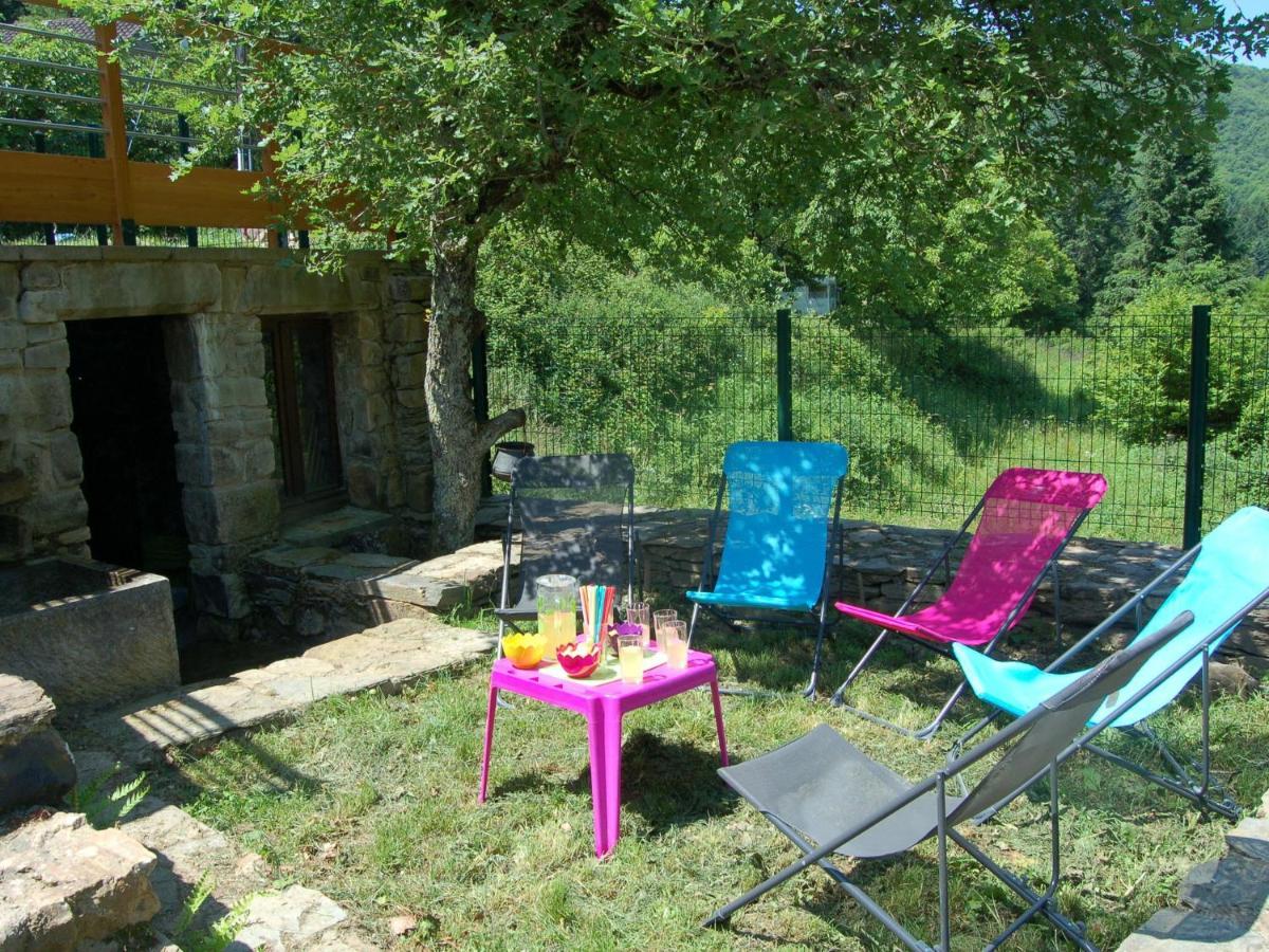 Graceful Holiday Home In Montclar With Bubble Bath Dış mekan fotoğraf